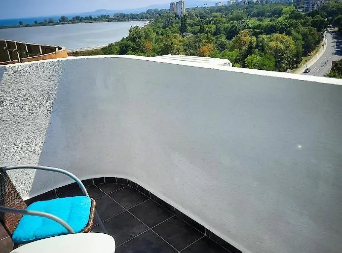 Private Sea View Apartmán Burgas City