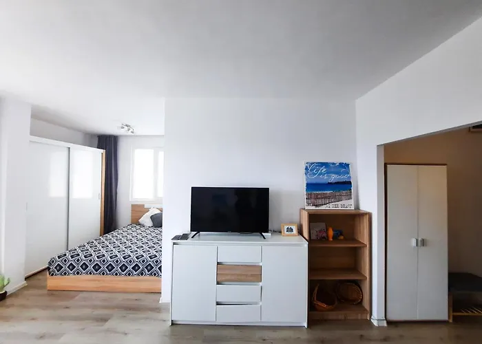 Private Sea View Apartmán