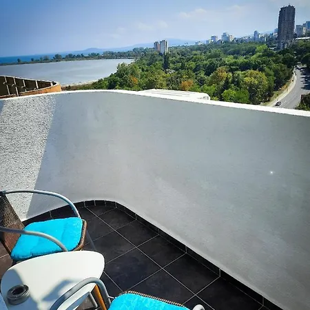 Private Sea View Apartment Burgas